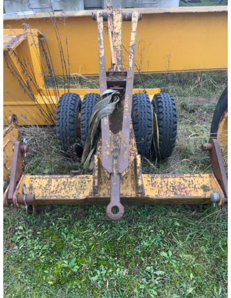 Liebherr 32K/35K/50K/63K axels + adapters - Torenkraan: afbeelding 1 Liebherr 32K/35K/50K/63K axels + adapters - Torenkraan: afbeelding 1