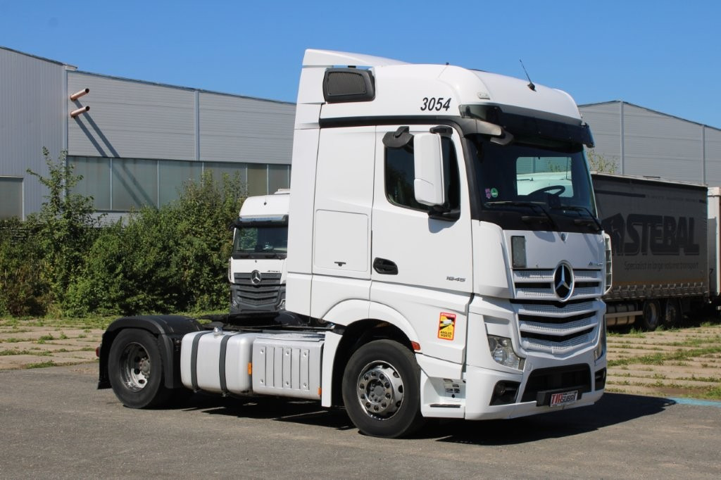 Mercedes-Benz ACTROS 1845 - Trekker: afbeelding 2 Mercedes-Benz ACTROS 1845 - Trekker: afbeelding 2