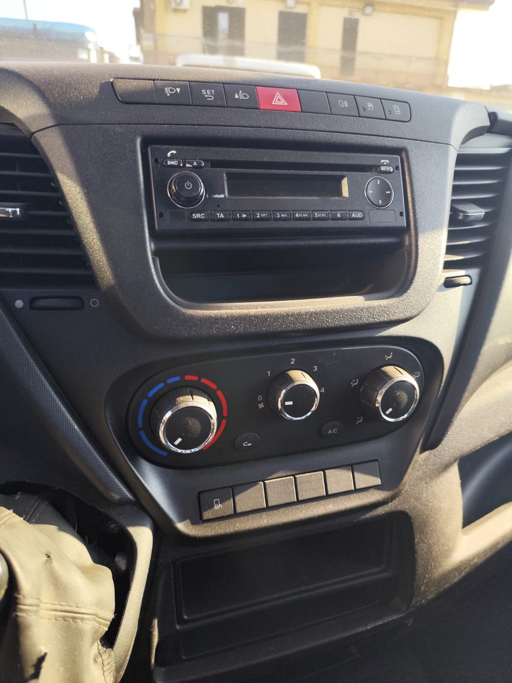 IVECO DAILY 35C15 - Kraanwagen, Kipper bestelwagen: afbeelding 5 IVECO DAILY 35C15 - Kraanwagen, Kipper bestelwagen: afbeelding 5