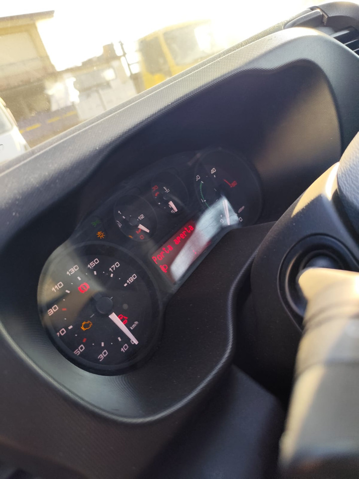 IVECO DAILY 35C15 - Kraanwagen, Kipper bestelwagen: afbeelding 4 IVECO DAILY 35C15 - Kraanwagen, Kipper bestelwagen: afbeelding 4