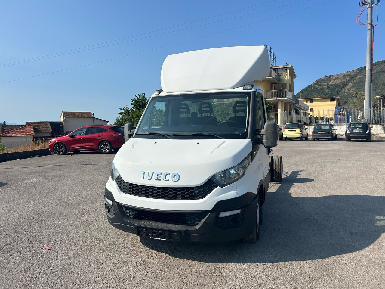 IVECO DAILY 35C15 - Kraanwagen: afbeelding 4 IVECO DAILY 35C15 - Kraanwagen: afbeelding 4