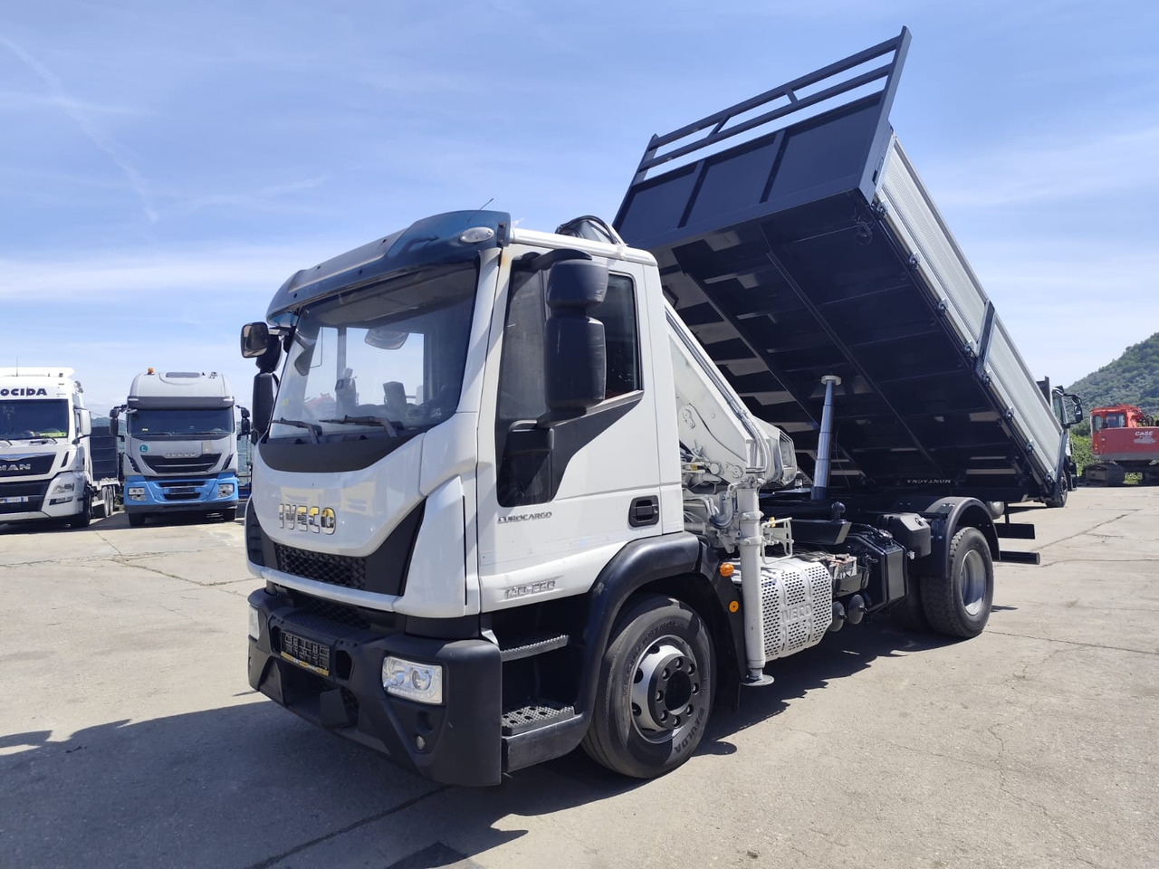 IVECO EUROCARGO 140-250 - Kipper vrachtwagen, Kraanwagen: afbeelding 1 IVECO EUROCARGO 140-250 - Kipper vrachtwagen, Kraanwagen: afbeelding 1