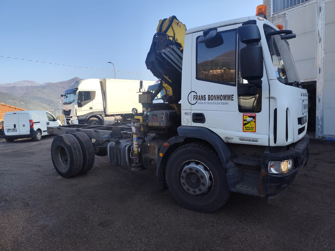 IVECO EUROCARGO 180E25 - Kraanwagen, Kraanwagen: afbeelding 3 IVECO EUROCARGO 180E25 - Kraanwagen, Kraanwagen: afbeelding 3