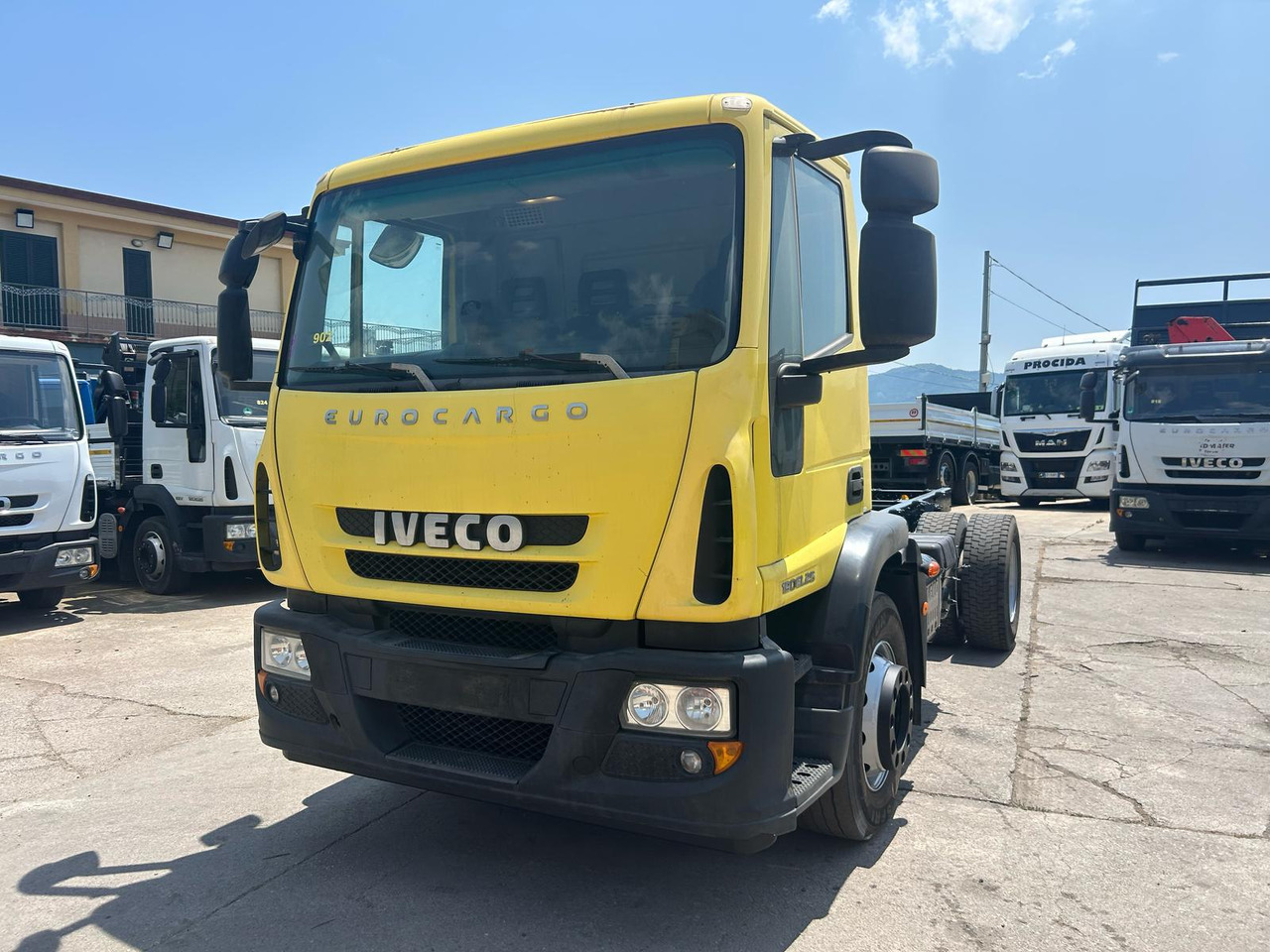 IVECO EUROCARGO 190EL25 - Chassis vrachtwagen: afbeelding 1 IVECO EUROCARGO 190EL25 - Chassis vrachtwagen: afbeelding 1
