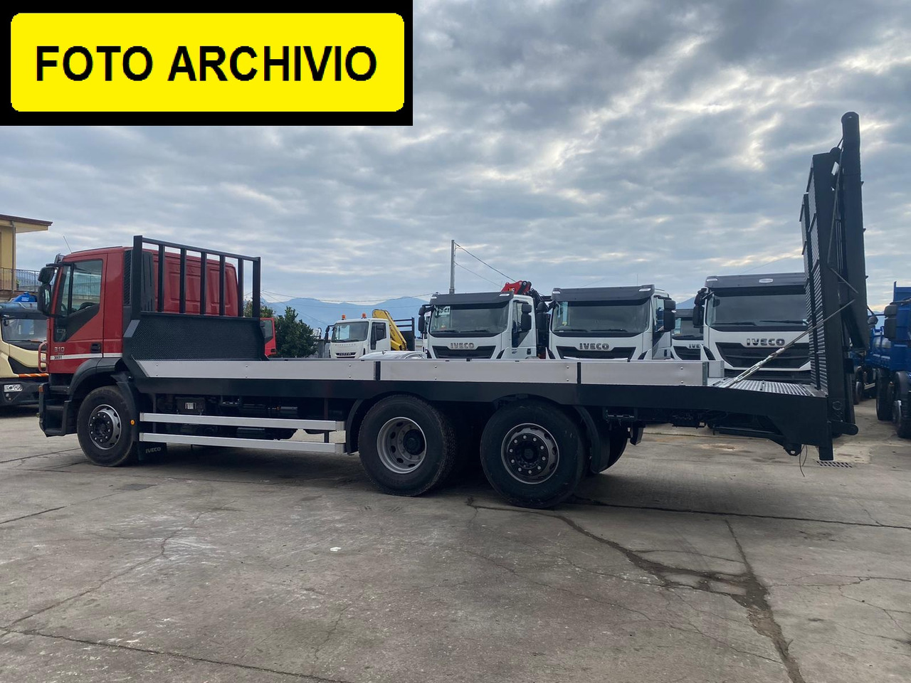 IVECO STRALIS AD 260S31 - Vrachtwagen met open laadbak: afbeelding 4 IVECO STRALIS AD 260S31 - Vrachtwagen met open laadbak: afbeelding 4