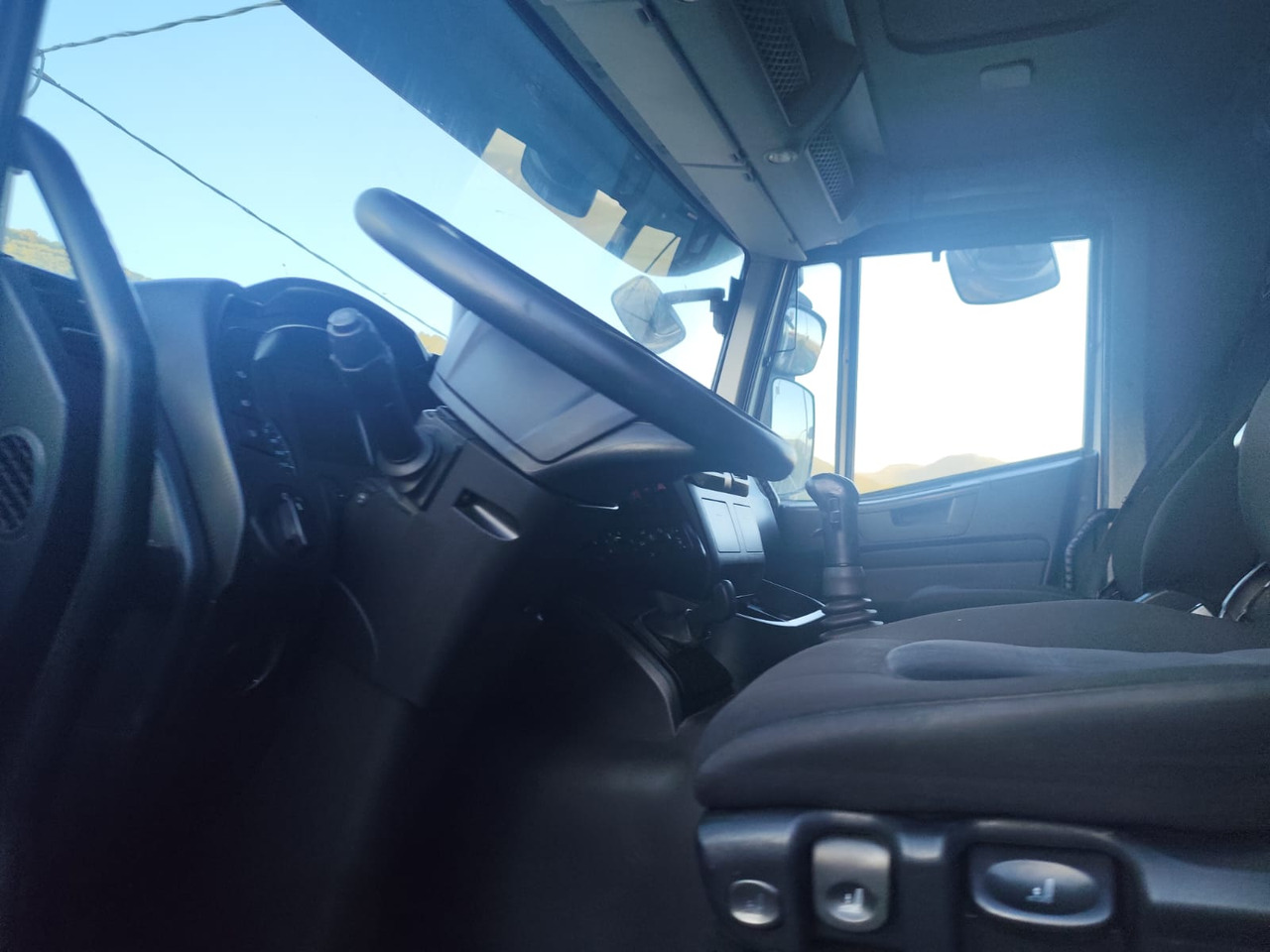 IVECO STRALIS AD 260S31 XP - Chassis vrachtwagen: afbeelding 3 IVECO STRALIS AD 260S31 XP - Chassis vrachtwagen: afbeelding 3