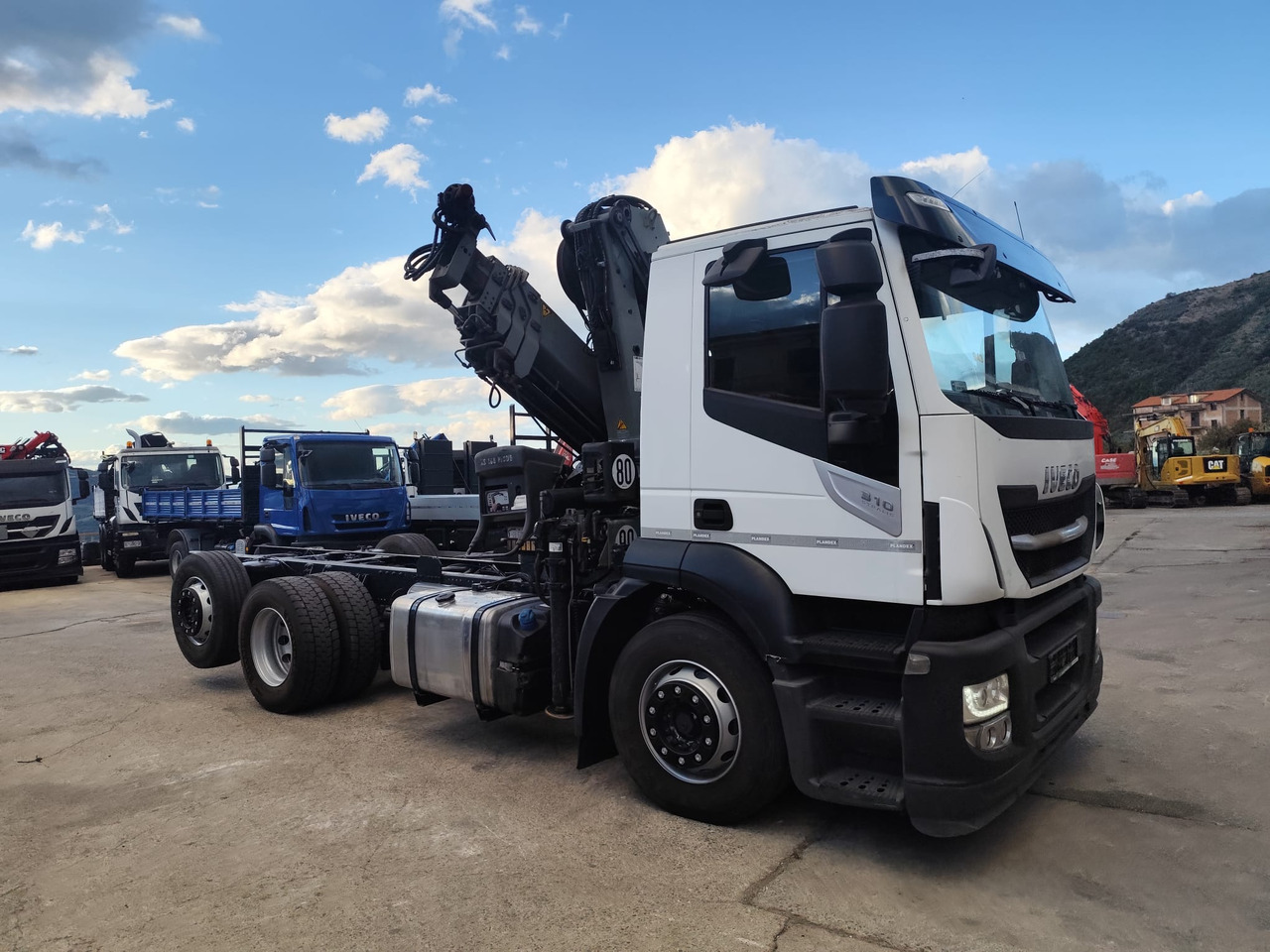 IVECO STRALIS AD 260S31 Y/P - Kipper vrachtwagen, Kraanwagen: afbeelding 2 IVECO STRALIS AD 260S31 Y/P - Kipper vrachtwagen, Kraanwagen: afbeelding 2