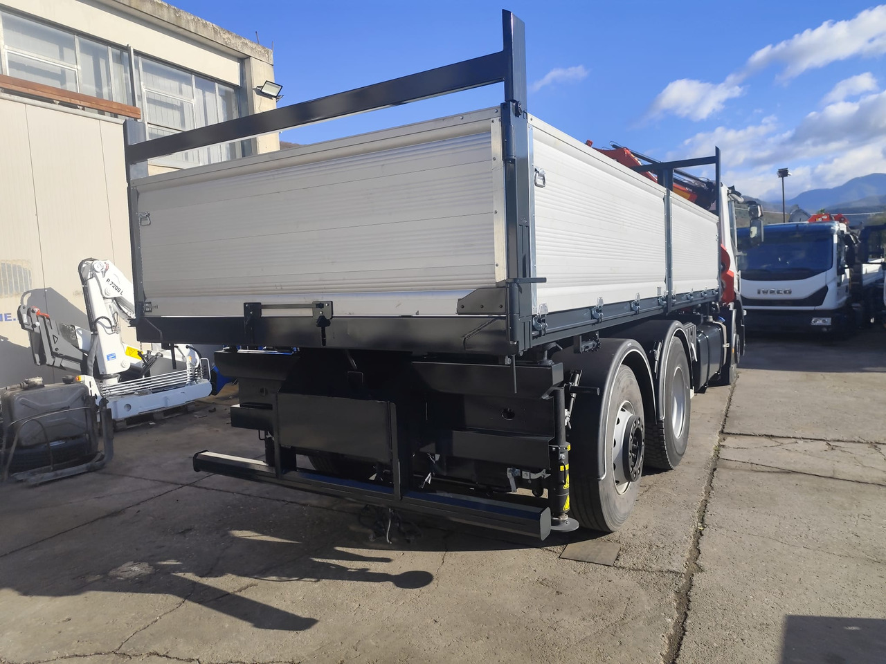Kraanwagen, Kipper vrachtwagen IVECO STRALIS CUBE 260S31: afbeelding 31