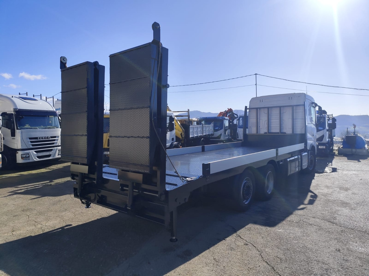 Vrachtwagen met open laadbak VOLVO FH 13.540: afbeelding 19