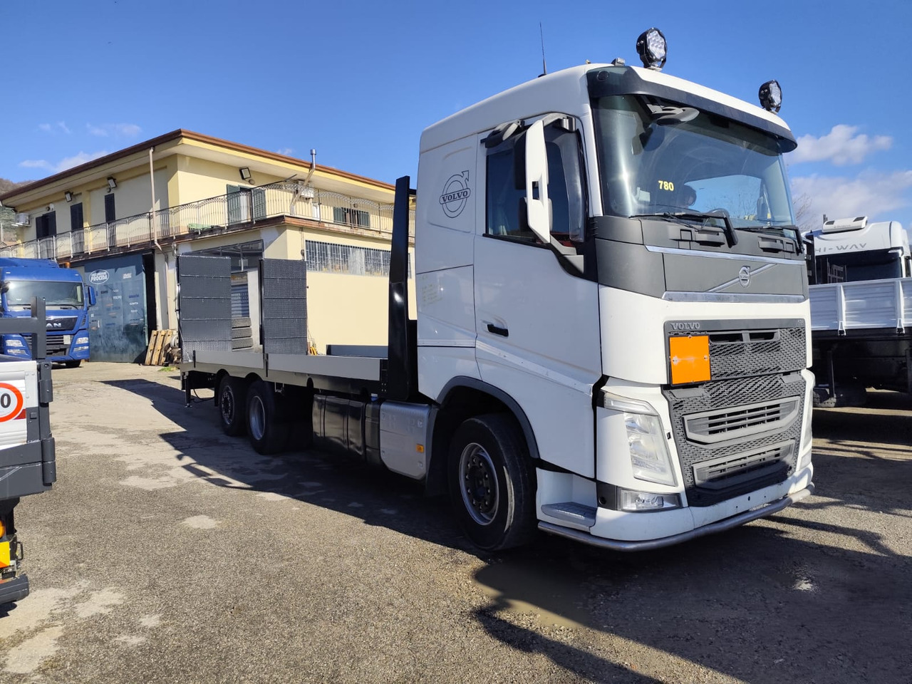 Vrachtwagen met open laadbak VOLVO FH 13.540: afbeelding 23