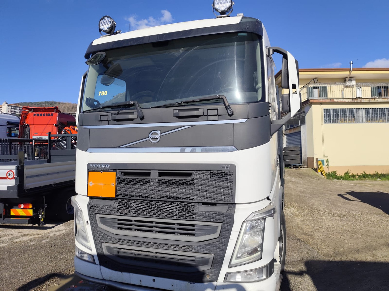Vrachtwagen met open laadbak VOLVO FH 13.540: afbeelding 26
