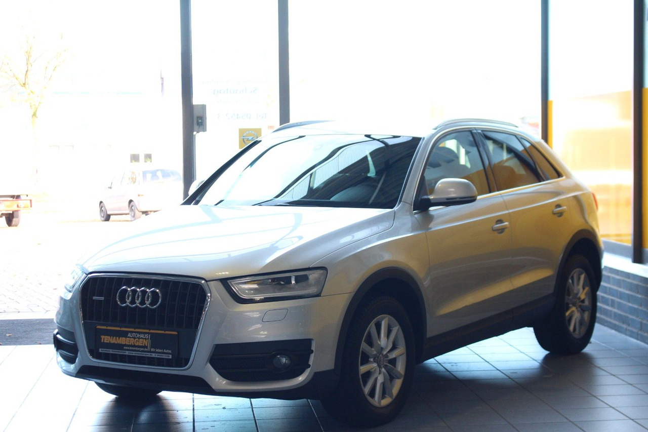 Audi Q3 2.0 TDI quattro Xenon Navi Sitzheizung AHK - SUV: afbeelding 4 Audi Q3 2.0 TDI quattro Xenon Navi Sitzheizung AHK - SUV: afbeelding 4