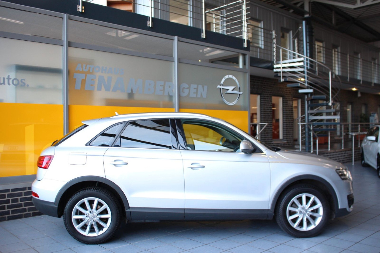 Audi Q3 2.0 TDI quattro Xenon Navi Sitzheizung AHK - SUV: afbeelding 3 Audi Q3 2.0 TDI quattro Xenon Navi Sitzheizung AHK - SUV: afbeelding 3