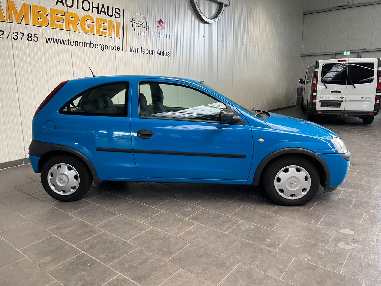 Opel Corsa Comfort Tüv NEU  8 fach Bereift - Sedan: afbeelding 2 Opel Corsa Comfort Tüv NEU  8 fach Bereift - Sedan: afbeelding 2