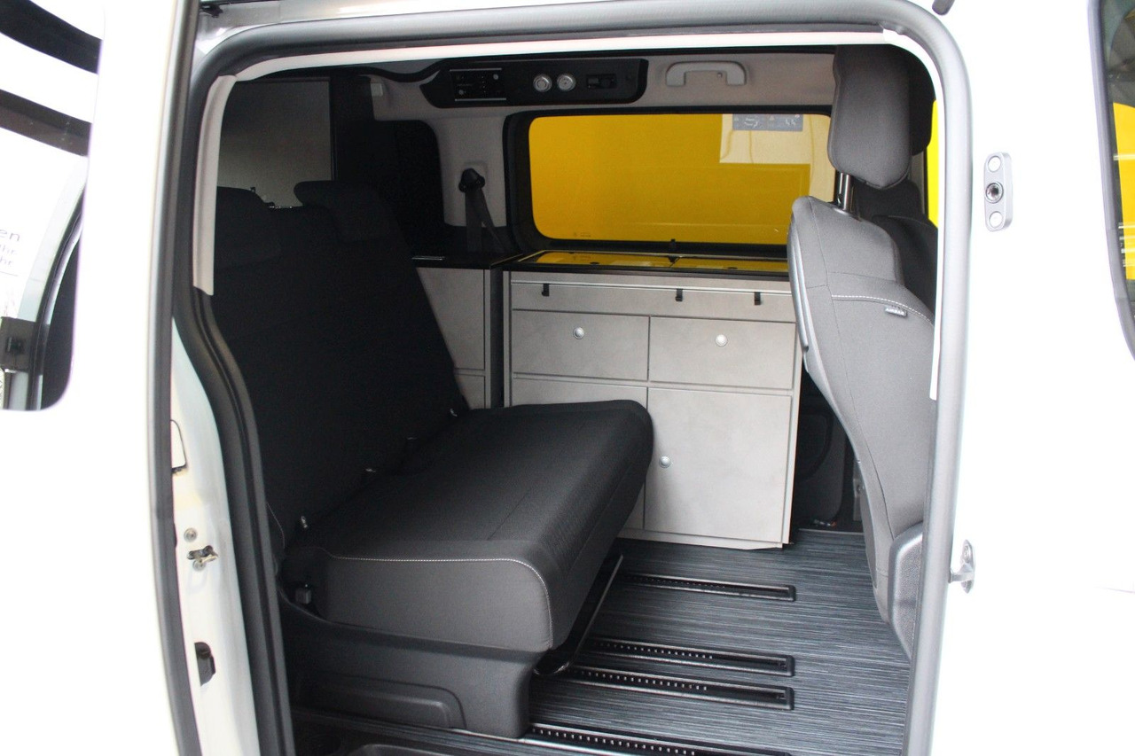 Opel Zafira Life Crosscamp Küche Markise AHK Navi ACC - Personenvervoer: afbeelding 4 Opel Zafira Life Crosscamp Küche Markise AHK Navi ACC - Personenvervoer: afbeelding 4