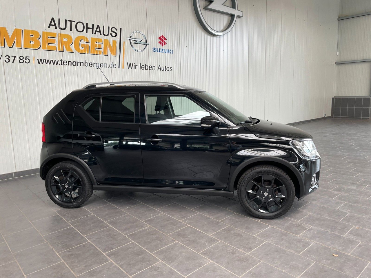 Suzuki Ignis Comfort+ Behinderten-Umbau Kamera Navi LED - Sedan: afbeelding 2 Suzuki Ignis Comfort+ Behinderten-Umbau Kamera Navi LED - Sedan: afbeelding 2