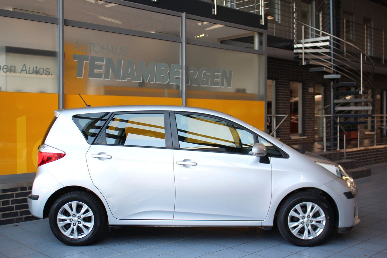 Toyota Verso-S Life Klima ZV Allwetter Kamera AHK - Personenvervoer: afbeelding 3 Toyota Verso-S Life Klima ZV Allwetter Kamera AHK - Personenvervoer: afbeelding 3