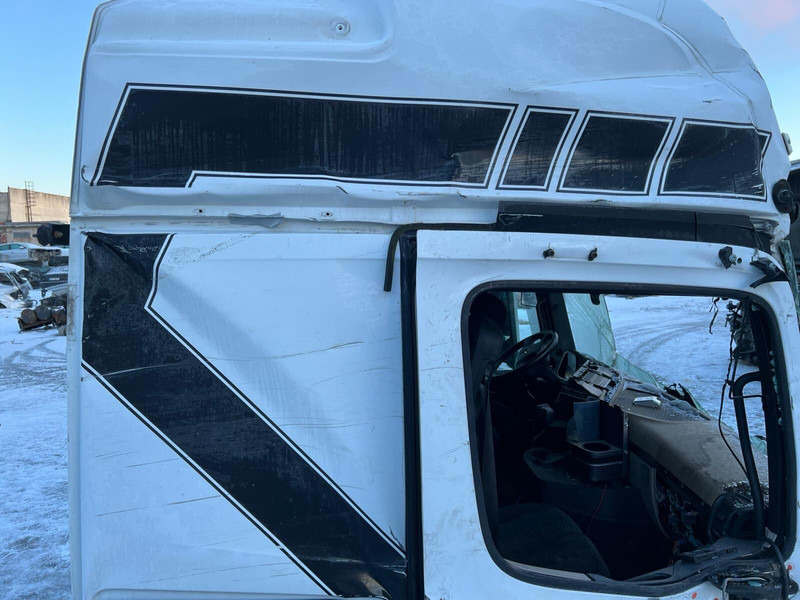 Mercedes-Benz Actros MP4 - Cabine en interieur: afbeelding 5 Mercedes-Benz Actros MP4 - Cabine en interieur: afbeelding 5
