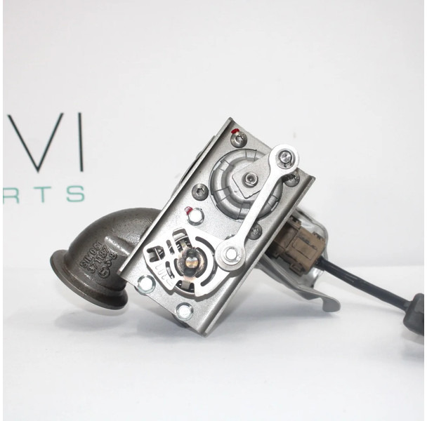 DAF XF106 EGR Klep Gereviseerd 2412200 | 2256370 | 1960473 - Uitlaatsysteem voor Vrachtwagen: afbeelding 2 DAF XF106 EGR Klep Gereviseerd 2412200 | 2256370 | 1960473 - Uitlaatsysteem voor Vrachtwagen: afbeelding 2