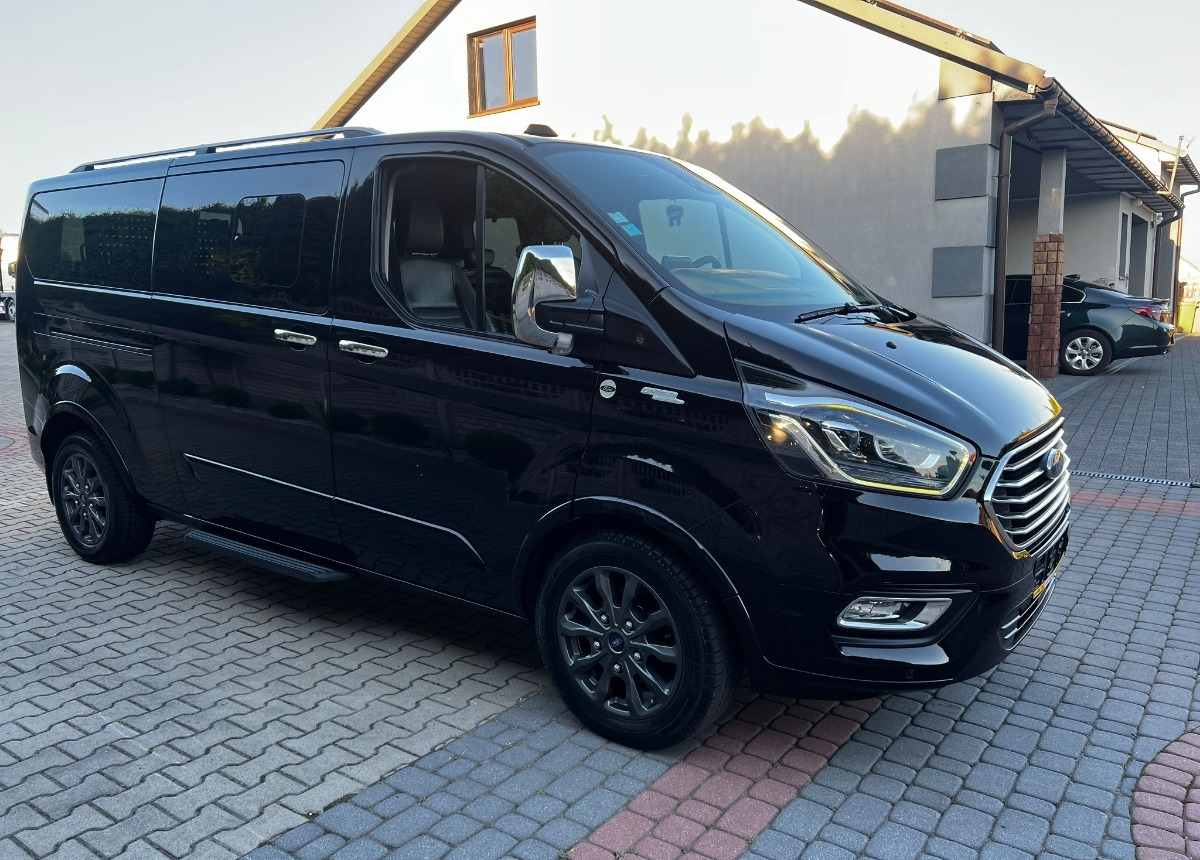 Ford Tourneo Custom Turneo Tytanium X specjalistyczny dla Inwalidów - Minibus, Personenvervoer: afbeelding 3 Ford Tourneo Custom Turneo Tytanium X specjalistyczny dla Inwalidów - Minibus, Personenvervoer: afbeelding 3