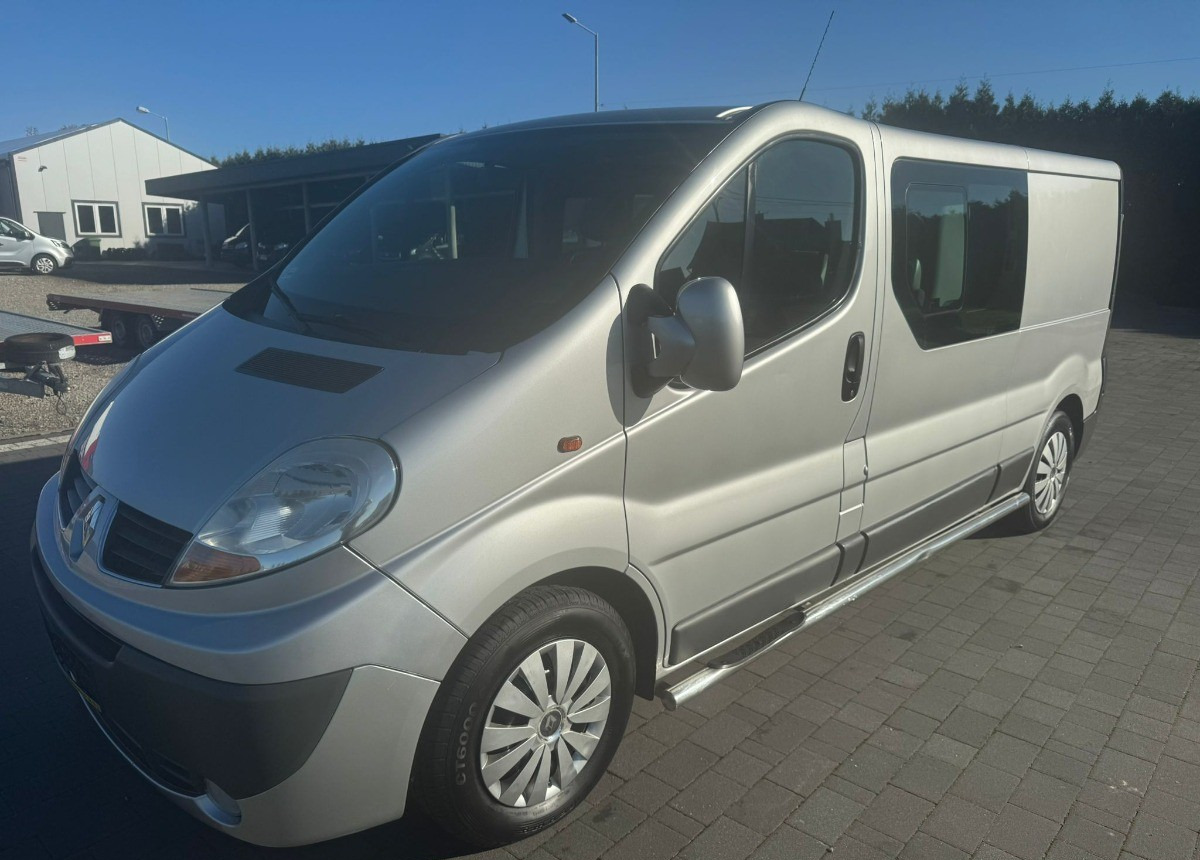 Renault Trafic 2.5 150ps 5- osobowy Doka Stan B. Dobry - Bestelwagen met dubbele cabine: afbeelding 5 Renault Trafic 2.5 150ps 5- osobowy Doka Stan B. Dobry - Bestelwagen met dubbele cabine: afbeelding 5