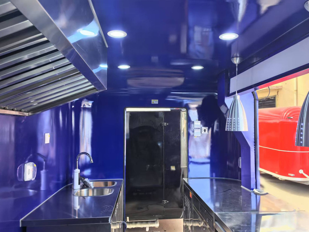 Deli Star Trailer Deli Street Food - Verkoopwagen: afbeelding 3 Deli Star Trailer Deli Street Food - Verkoopwagen: afbeelding 3
