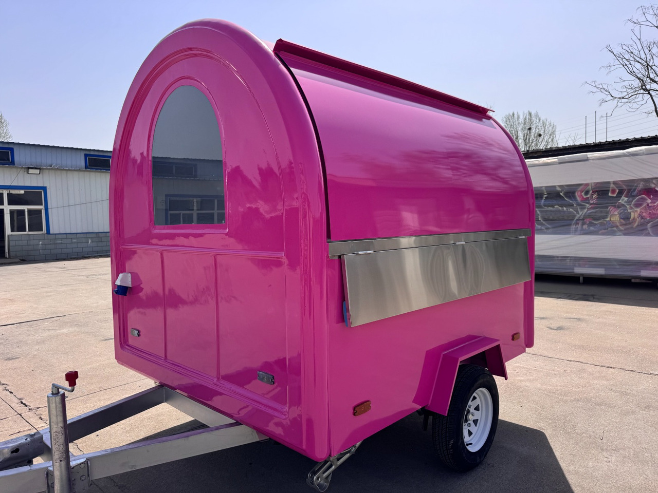 Deli Star Trailers EasyGo 230 Light - EU standards - Verkoopwagen: afbeelding 4 Deli Star Trailers EasyGo 230 Light - EU standards - Verkoopwagen: afbeelding 4