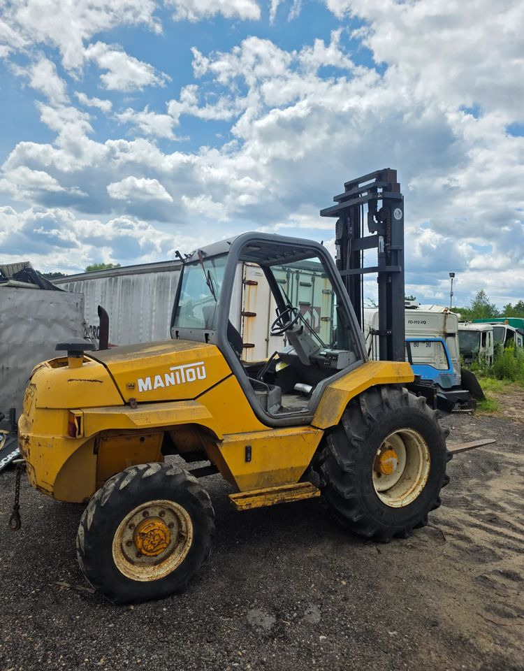 Manitou M26.4 Terenowy 4x4 5,5m - Ruw terrein heftruck: afbeelding 5 Manitou M26.4 Terenowy 4x4 5,5m - Ruw terrein heftruck: afbeelding 5