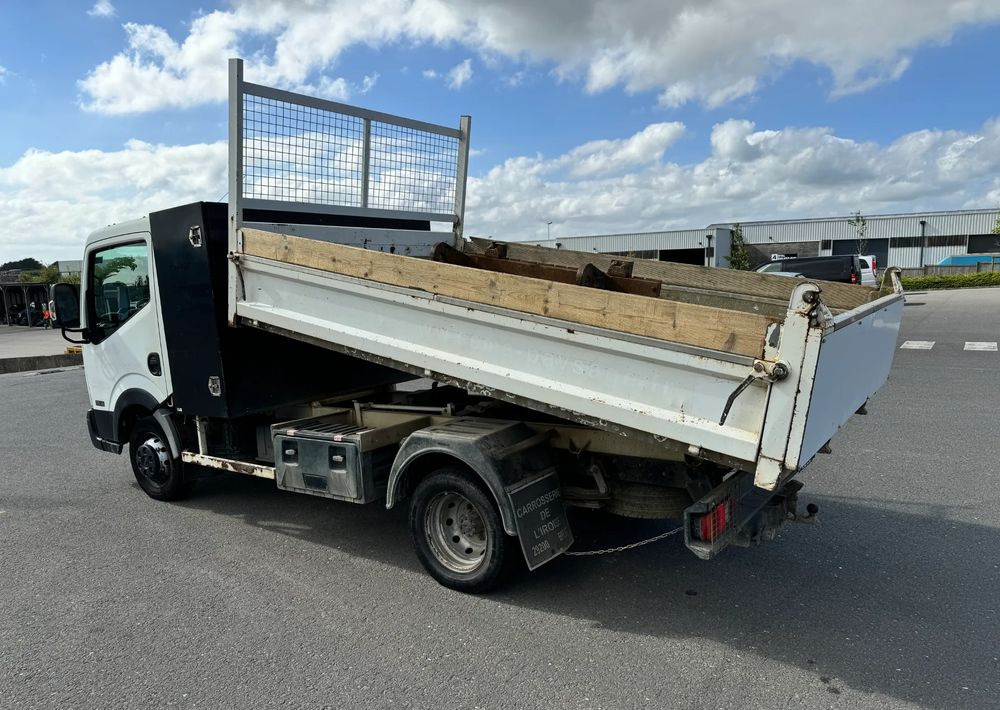 Nissan NT400 - Kipper vrachtwagen: afbeelding 3 Nissan NT400 - Kipper vrachtwagen: afbeelding 3