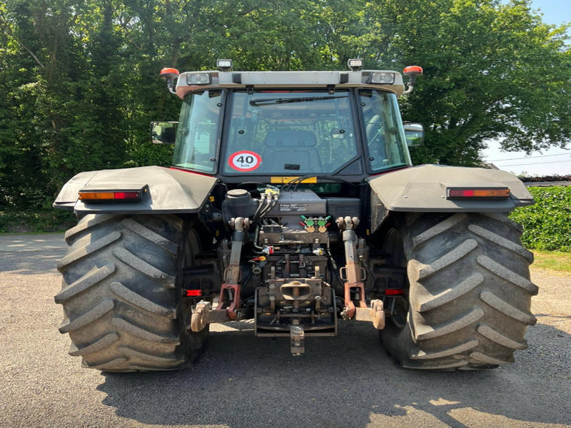 Massey Ferguson 8120 Dynashift - Bouwmachine: afbeelding 5 Massey Ferguson 8120 Dynashift - Bouwmachine: afbeelding 5