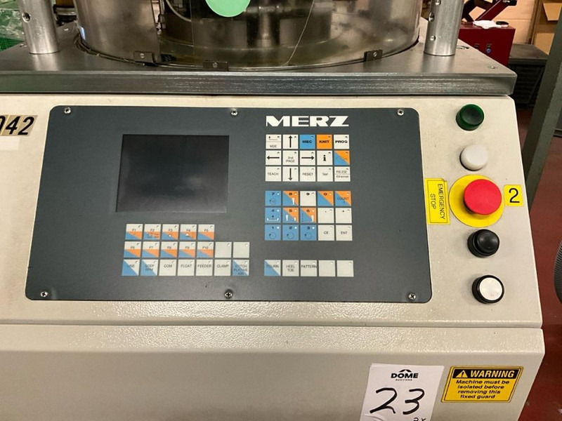Merz CC4 MED - Industriële machine: afbeelding 5 Merz CC4 MED - Industriële machine: afbeelding 5
