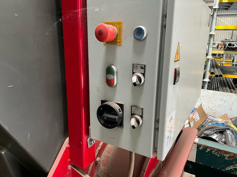 Lumago Python 1600 - Metaalbewerkingsmachine: afbeelding 3 Lumago Python 1600 - Metaalbewerkingsmachine: afbeelding 3