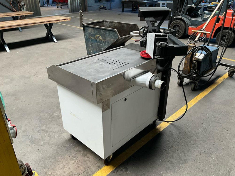 Q-FIN TopGrinder - Metaalbewerkingsmachine: afbeelding 4 Q-FIN TopGrinder - Metaalbewerkingsmachine: afbeelding 4