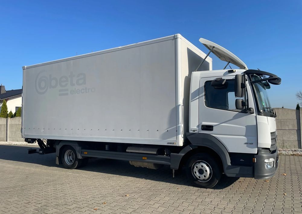 Mercedes-Benz ATEGO 816,ładowność 3,1 tony! - Bakwagen: afbeelding 3 Mercedes-Benz ATEGO 816,ładowność 3,1 tony! - Bakwagen: afbeelding 3