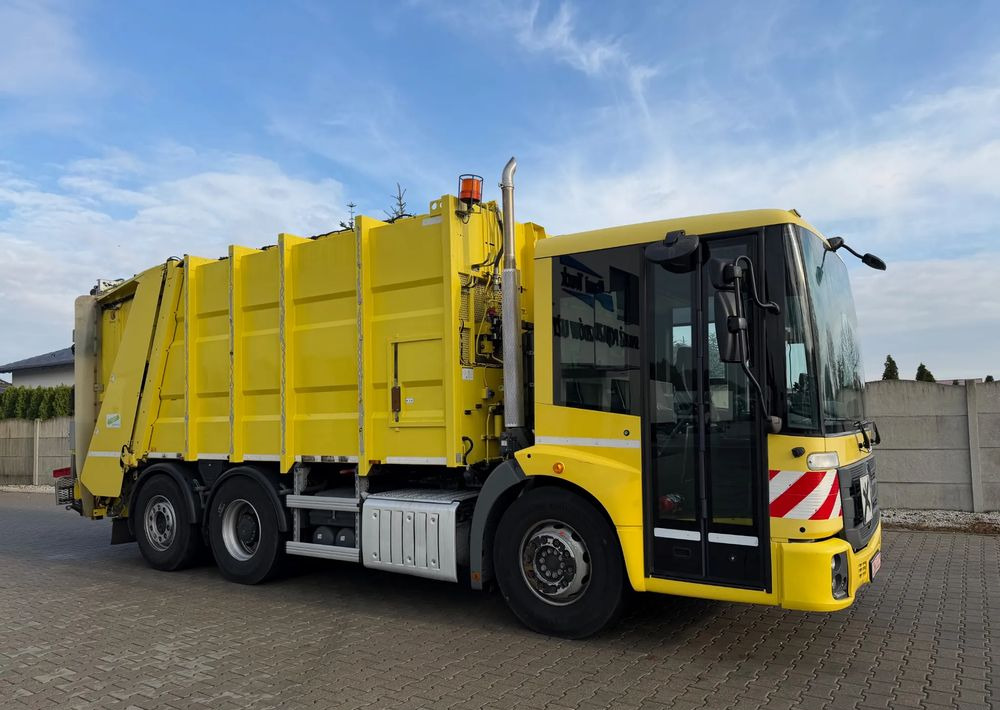 Mercedes-Benz ECONIC 2630, EURO6/ ŚMECIARKA/ ZOELLER/ DELTA - Vuilniswagen: afbeelding 3 Mercedes-Benz ECONIC 2630, EURO6/ ŚMECIARKA/ ZOELLER/ DELTA - Vuilniswagen: afbeelding 3