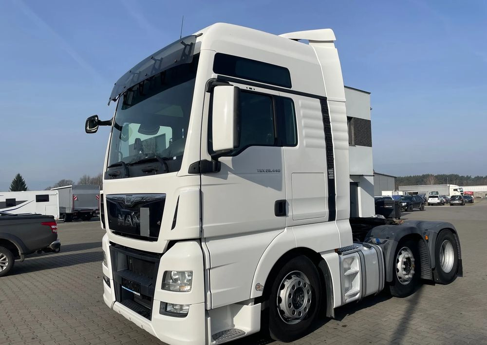MAN TGX XXL 26.440 PUSCHER / 3 OSIE / 6x2 - Trekker: afbeelding 1 MAN TGX XXL 26.440 PUSCHER / 3 OSIE / 6x2 - Trekker: afbeelding 1