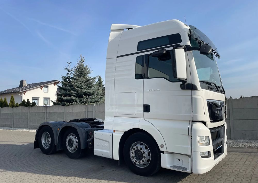 MAN TGX XXL 26.440 PUSCHER / 3 OSIE / 6x2 - Trekker: afbeelding 4 MAN TGX XXL 26.440 PUSCHER / 3 OSIE / 6x2 - Trekker: afbeelding 4