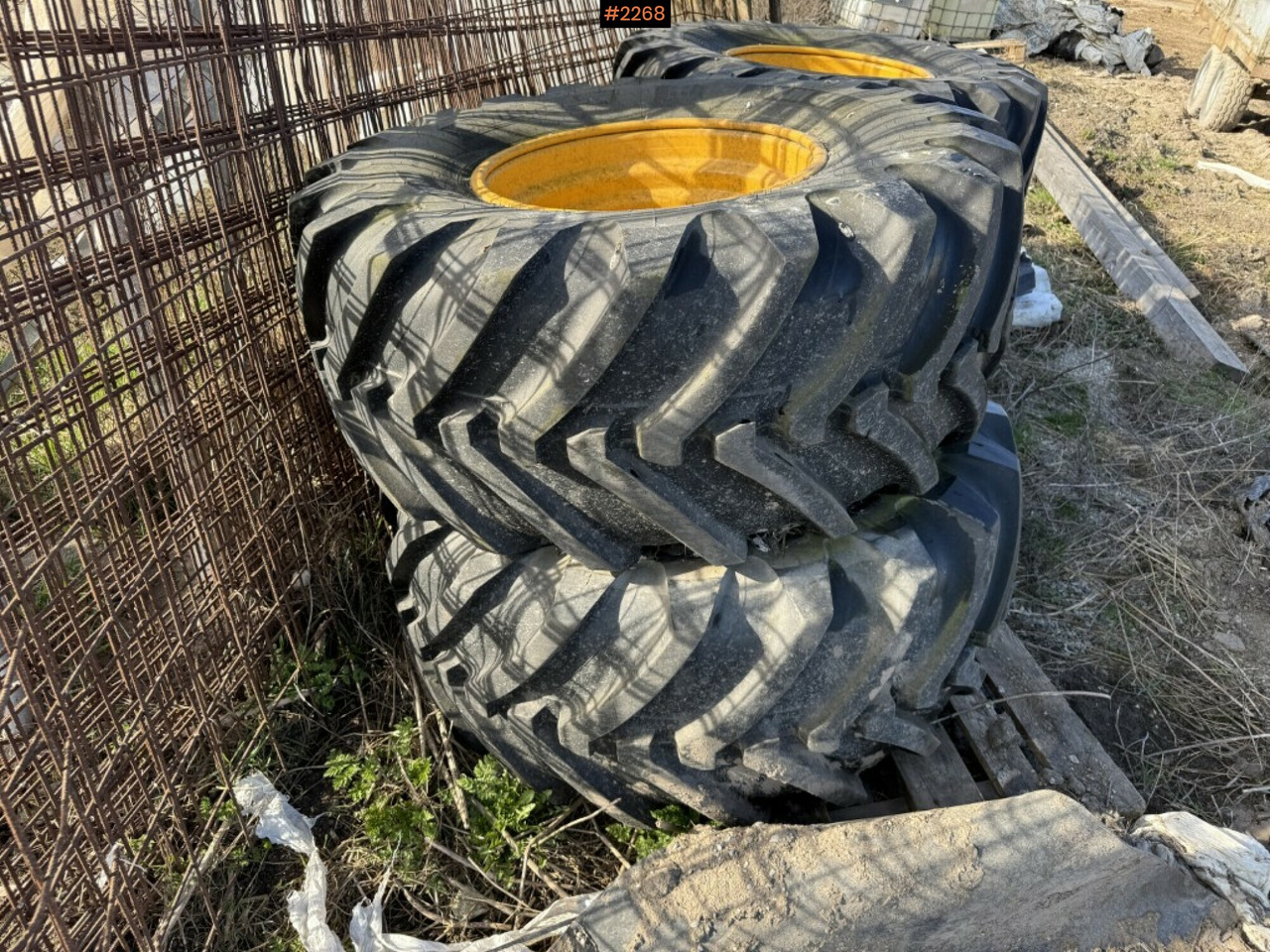 Michelin twin tires on rim 540/70 R24 - Complete wiel: afbeelding 3 Michelin twin tires on rim 540/70 R24 - Complete wiel: afbeelding 3