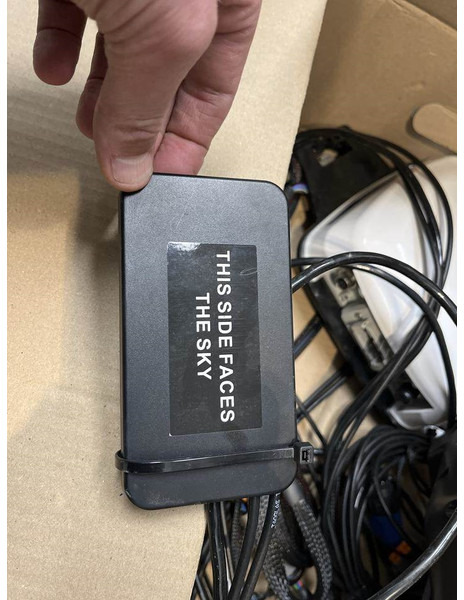 Trimble GFX 1060 GPS SET ACTIEPRIJS - Navigatiesysteem voor Landbouwmachine: afbeelding 3 Trimble GFX 1060 GPS SET ACTIEPRIJS - Navigatiesysteem voor Landbouwmachine: afbeelding 3