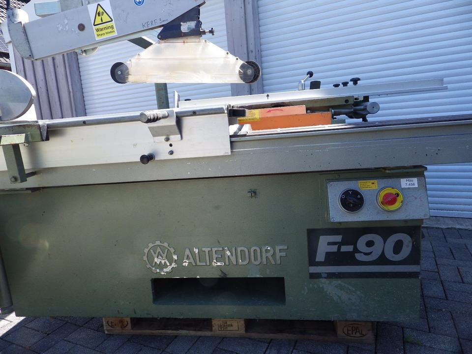 2 x Formatkreissäge mit Vorritzer Altendorf F90 und ROBLAND E300 - Houtbewerkingsmachine: afbeelding 1 2 x Formatkreissäge mit Vorritzer Altendorf F90 und ROBLAND E300 - Houtbewerkingsmachine: afbeelding 1