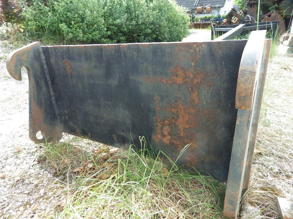 Silokamm Kornschieber Verlängerung an Volvo L30 / Cat 906 908 - Silo materieel: afbeelding 2 Silokamm Kornschieber Verlängerung an Volvo L30 / Cat 906 908 - Silo materieel: afbeelding 2