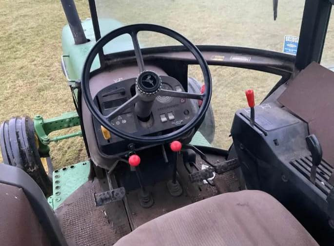 1988 John Deere 2650 2wd tractor - Tractor: afbeelding 3 1988 John Deere 2650 2wd tractor - Tractor: afbeelding 3