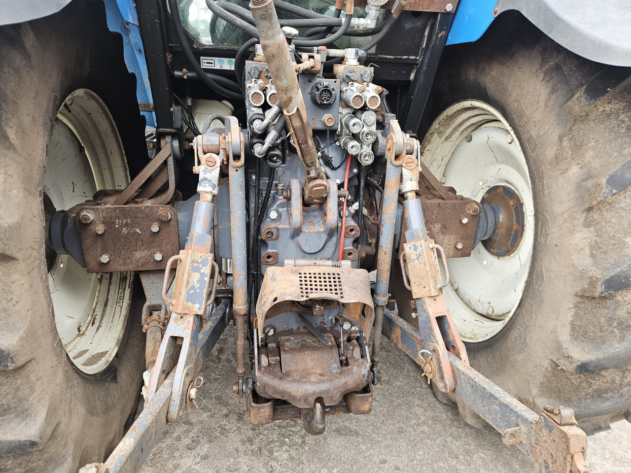 1997 New Holland 8360 - Tractor: afbeelding 4 1997 New Holland 8360 - Tractor: afbeelding 4