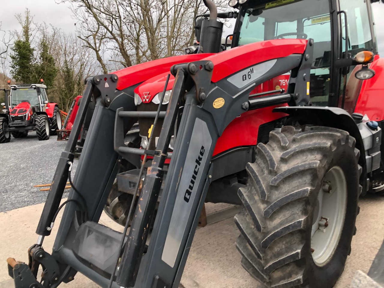 2014 MF 7614 with Quicke Loader - Tractor: afbeelding 2 2014 MF 7614 with Quicke Loader - Tractor: afbeelding 2