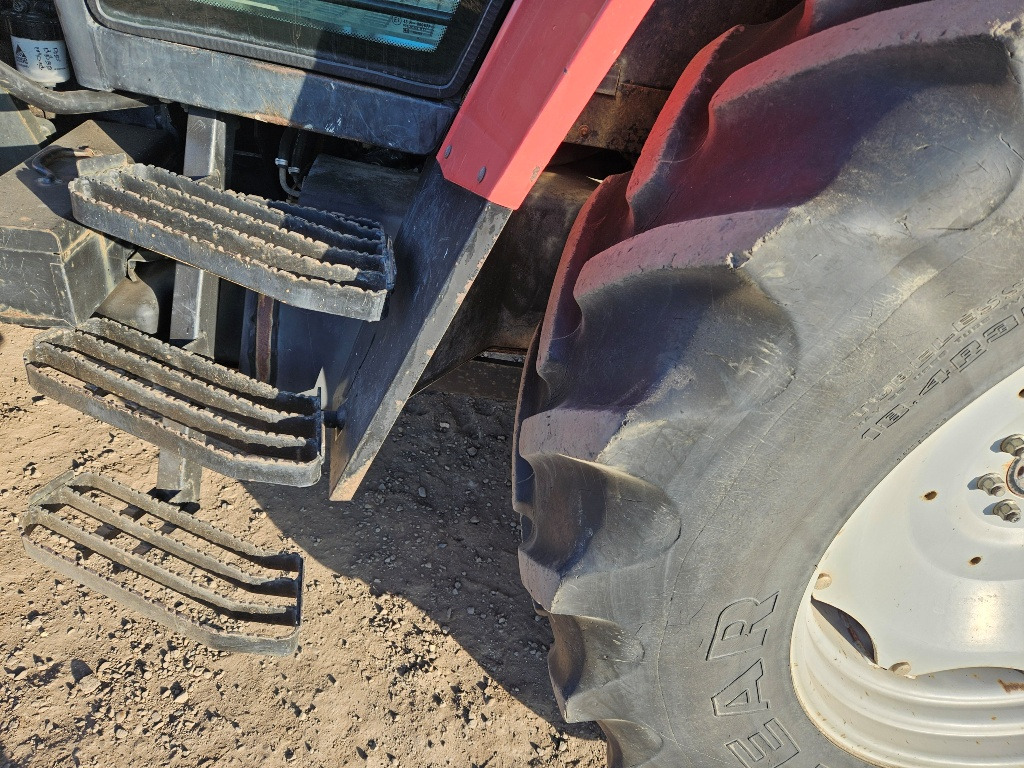 MF 6270 with front loader, under 6000 hours - Tractor: afbeelding 5 MF 6270 with front loader, under 6000 hours - Tractor: afbeelding 5