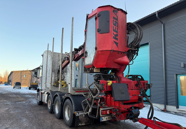 Mercedes-BenzArocs 8x4 Nosturilla! - Houttransport, Kraanwagen: afbeelding 4 Mercedes-BenzArocs 8x4 Nosturilla! - Houttransport, Kraanwagen: afbeelding 4