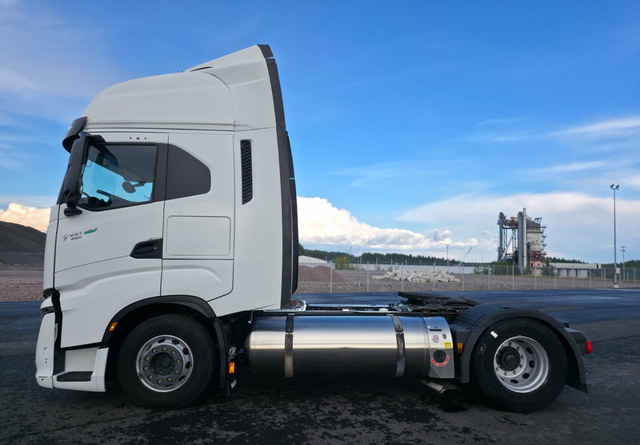 IvecoS-Way 460 4x2 LNG / LBG - Trekker: afbeelding 2 IvecoS-Way 460 4x2 LNG / LBG - Trekker: afbeelding 2