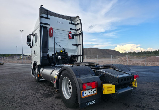 IvecoS-Way 460 4x2 LNG / LBG - Trekker: afbeelding 3 IvecoS-Way 460 4x2 LNG / LBG - Trekker: afbeelding 3