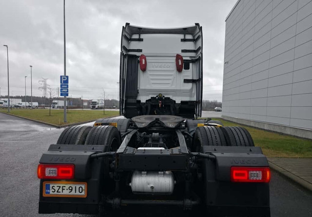 IvecoS-Way 480 6x2 Hieno! - Trekker: afbeelding 4 IvecoS-Way 480 6x2 Hieno! - Trekker: afbeelding 4