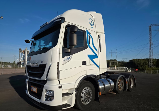 IvecoStralis 460 6x2 LNG/LBG - Trekker: afbeelding 1 IvecoStralis 460 6x2 LNG/LBG - Trekker: afbeelding 1